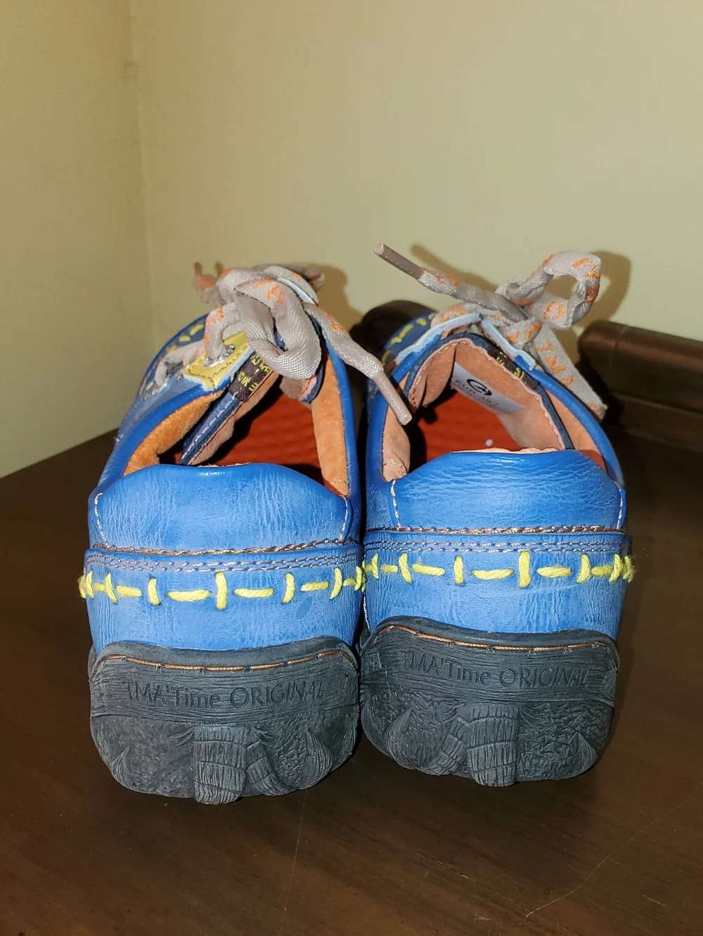 TMA Eyes Blue Lace Up Shoes Sz 39 8.5 - Picture 3 of 5
